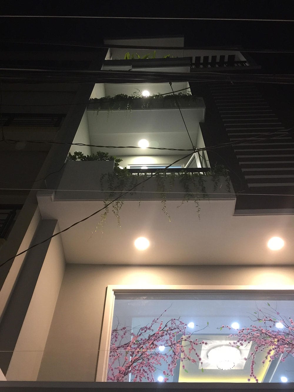 Công trình hoàn thiện nhà phố xéo 5 tầng 5x12m tại Tân Bình