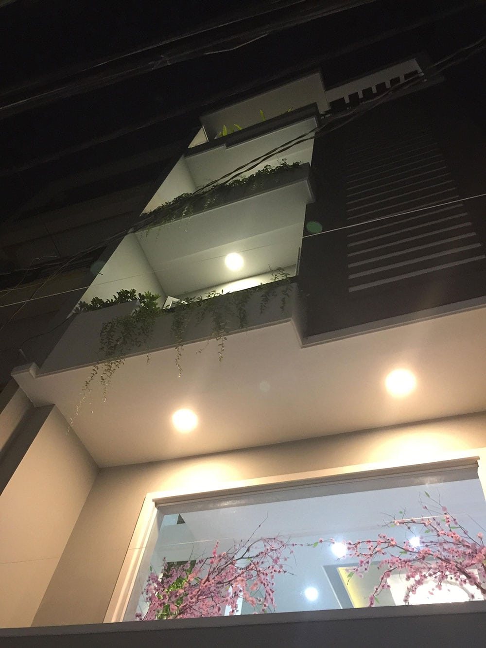 Công trình thi công hoàn thiện nhà phố xéo 5 tầng 5x12m tại Tân Bình