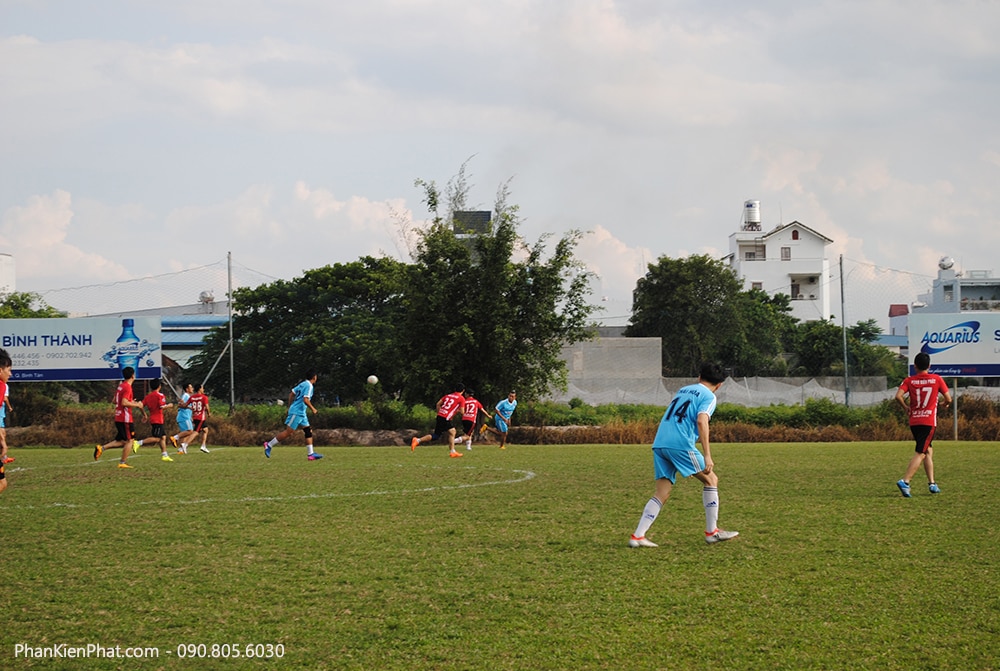 FC Phan Kiến Phát giao lưu lượt đi với FC Nụ Cười Mới